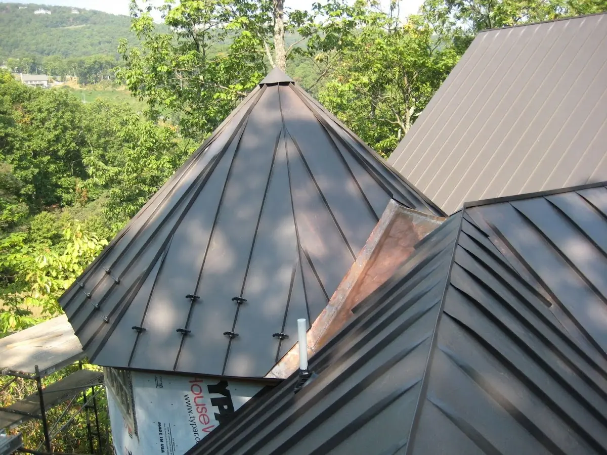 Professional Roof Tarp Installation by Craftsman Roofing in Fishers Island